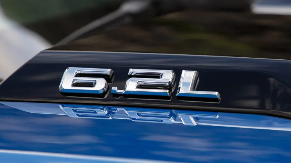 l-intro-1762972465171595