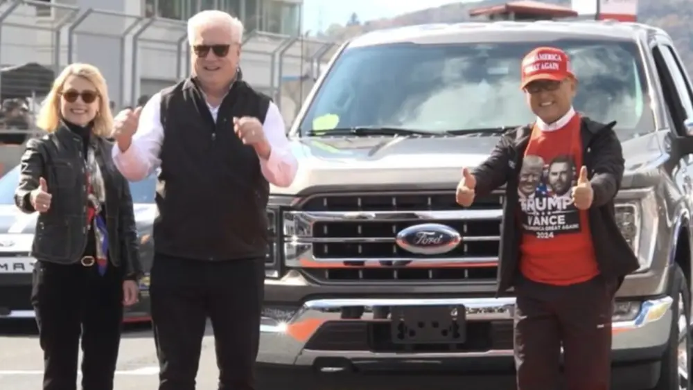 l-intro-1763405585812592