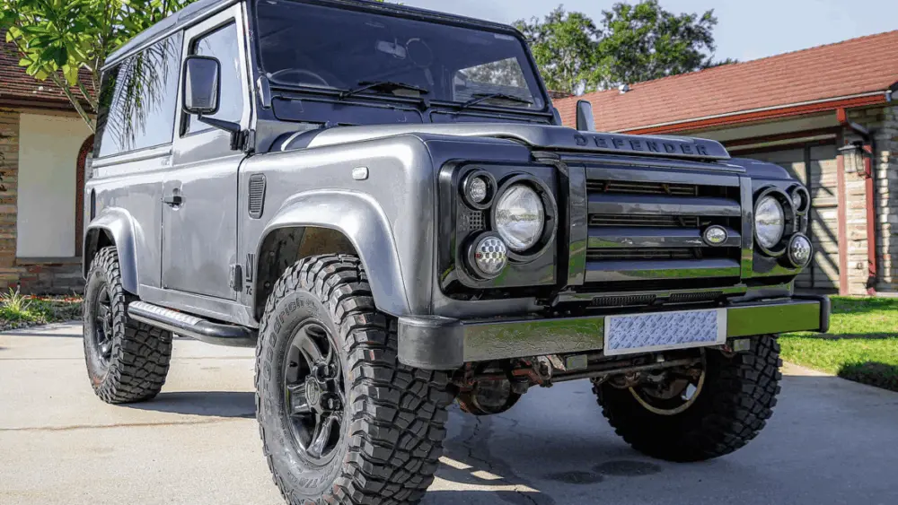 2000-land-rover-defender-90365334