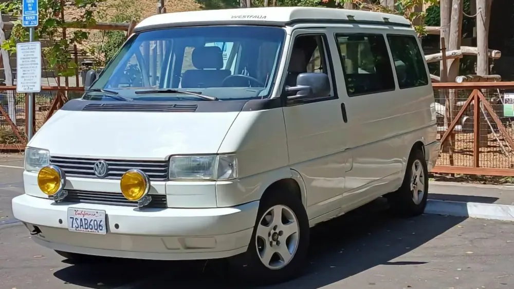 l-intro-1764006064845984