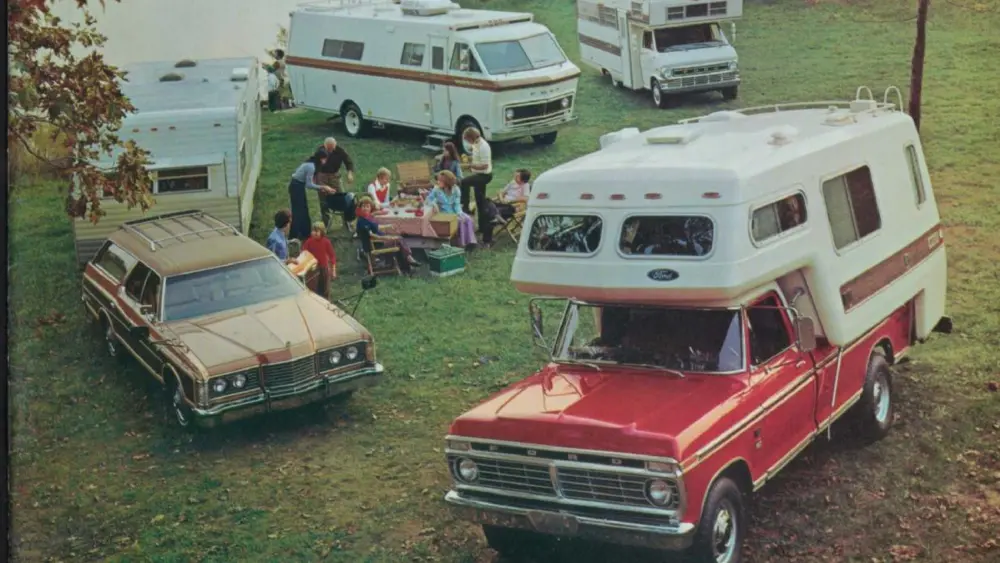 access-1974_ford_recreation_vehicles_brochure_ar_96_212010_13224-1-1536x1152