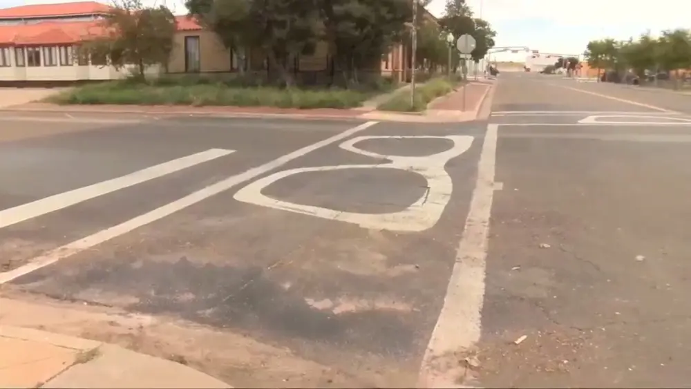 l-intro-1764098763367082