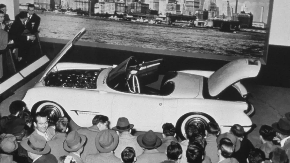 l-intro-1764015445639418