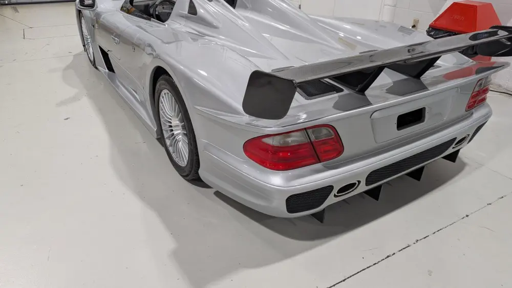 clk-gtr-roadster-01-69271f2aa7e2c