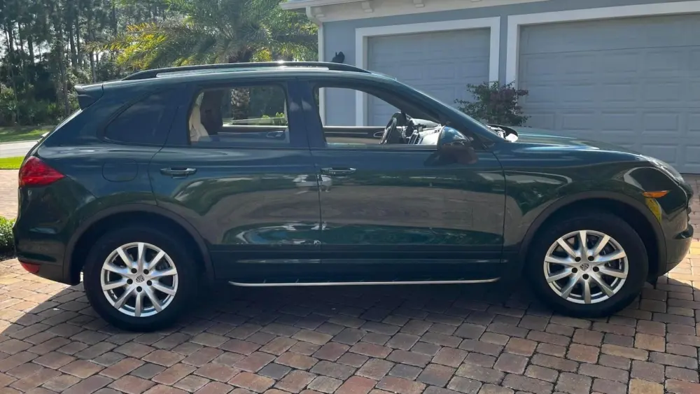 manual-cayenne-december-2