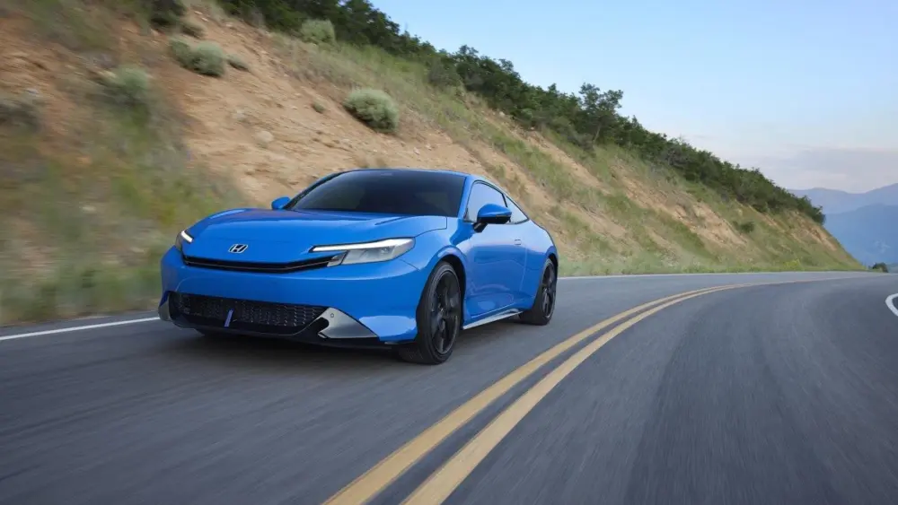 2026-honda-prelude-front-3-4-low-driving888617