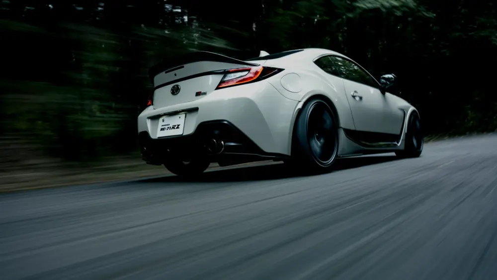 bridgestone-potenza-re-71rz-hero-image-692e0896b8afa