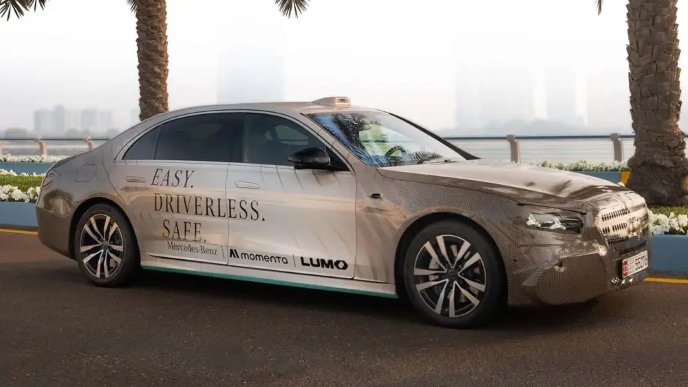 2026-mercedes-s-class-facelift-preview130239