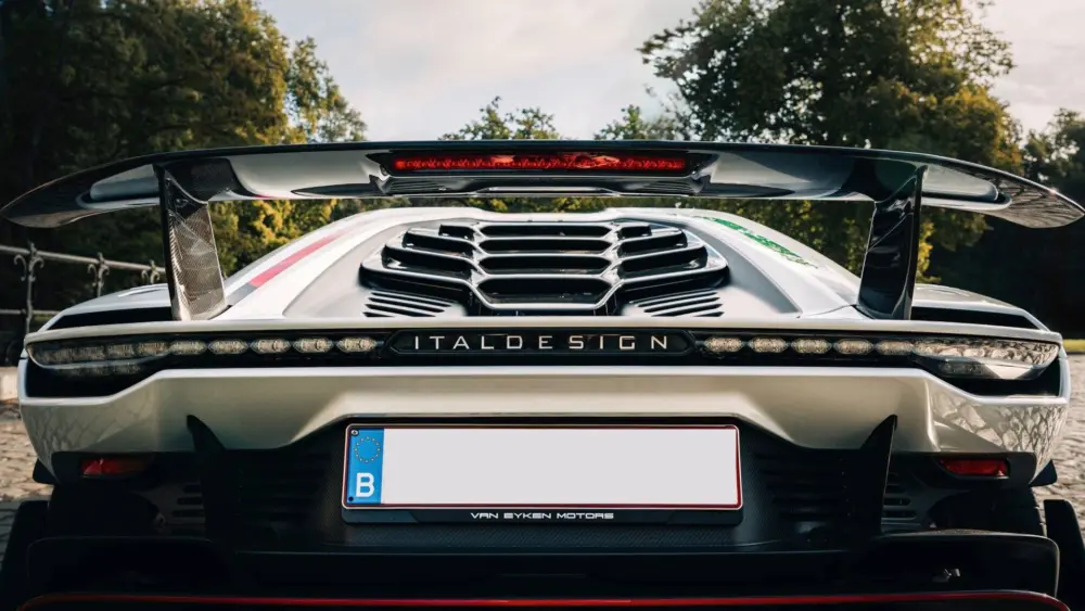 italdesign-zerouno-header136425