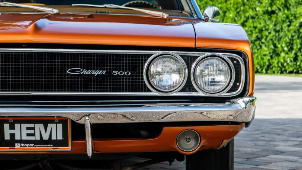 1969-dodge-challenger-500-hemi-front-grille-emblem-2511363