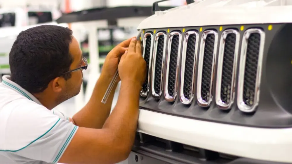 jeepa_renegade_celebrates_first_year_of_production_in_brazil-copy-1024x57628969-1