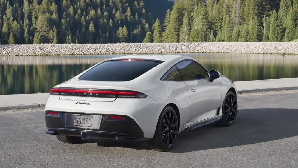 2026-honda-prelude-rear-3-4-mountains212649