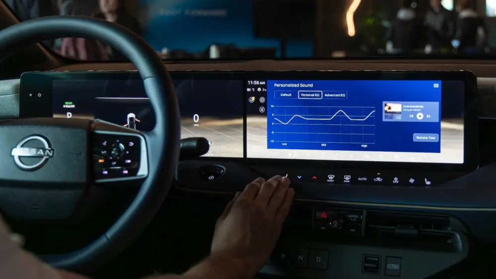 nissan-personalized-sound-google-built-in-dashboard678251