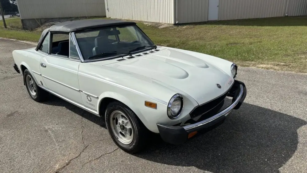 1981-fiat-spider-hero230159