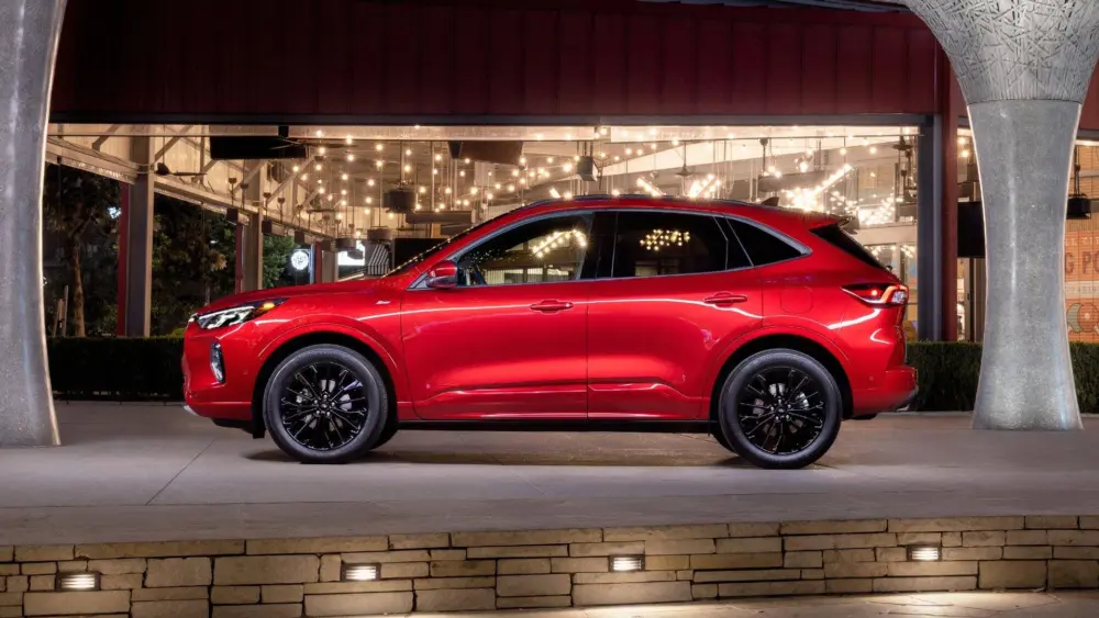 2023-ford-escape-st-line583029