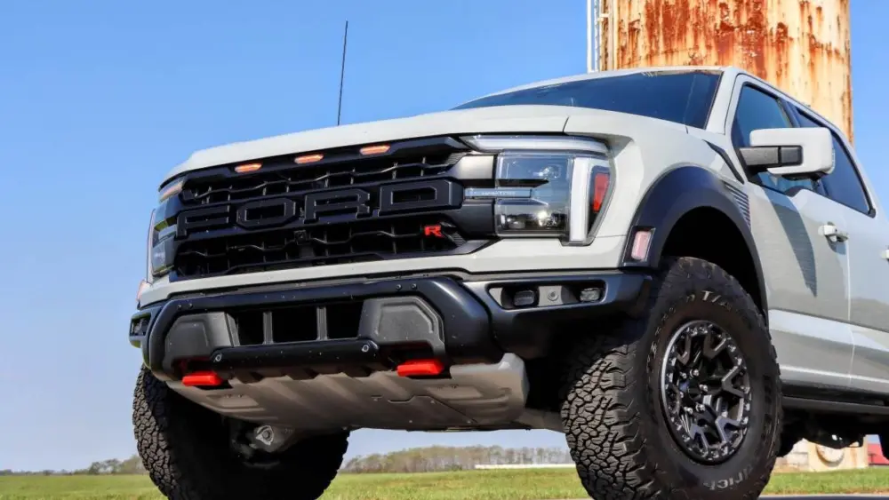 2025-ford-raptor-r32497
