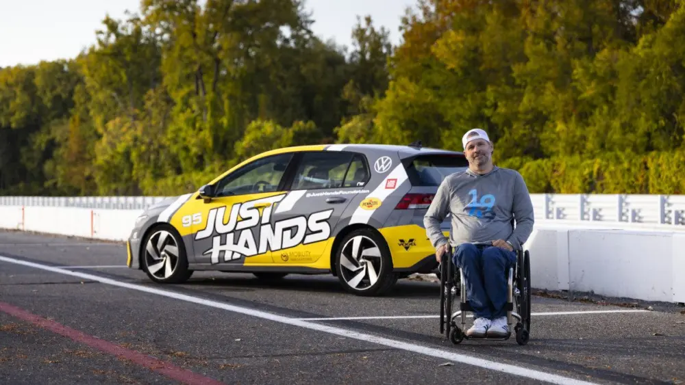 original-19730-torsten-gross-just-hands-2025-vw-golf-gti-sam-dobbins-2025-jd-0609457846