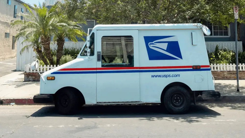 mail-truck-main79031