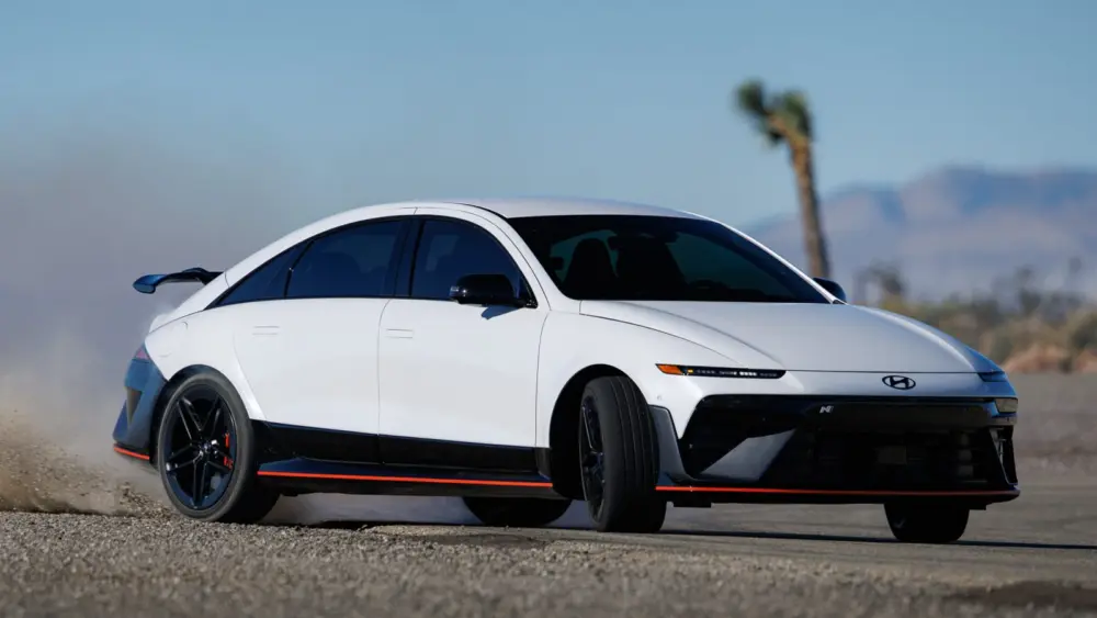 l-intro-1765924373867565