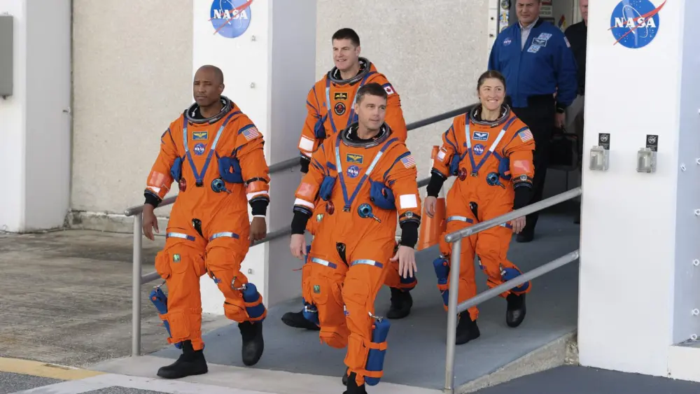 l-intro-1766773426456493