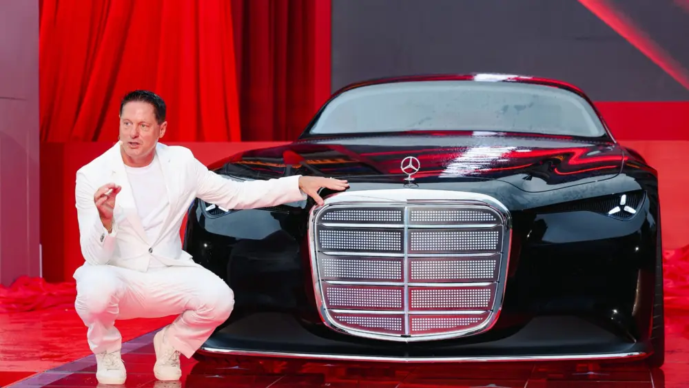 mercedes-benz-design-chief-gorden-wagener-6942cebb48bd9