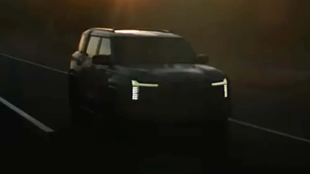 mitsubishi-pajero-montero-teaser925989