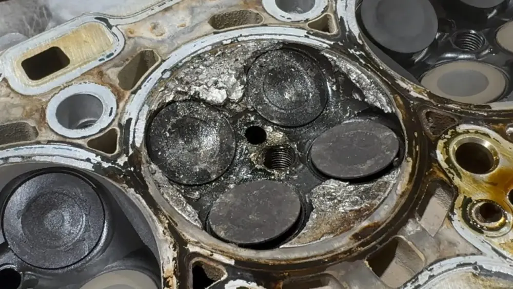 blown-bmw-b48-engine555474