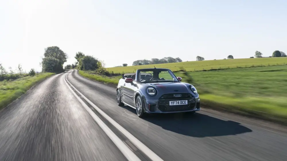 p90627703_highres_mini-john-cooper-wor731498