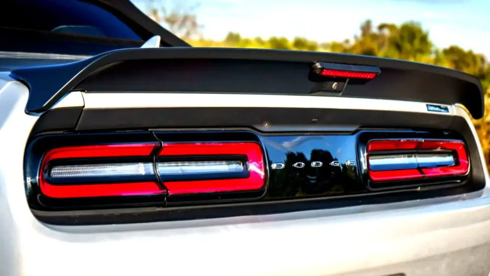 hellcat-challenger-68-29304-scaled-veaqyr-copy-1024x576580274-1