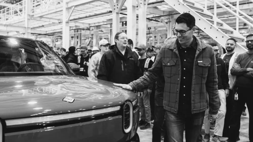 g-vud1yaqaav-5m55767