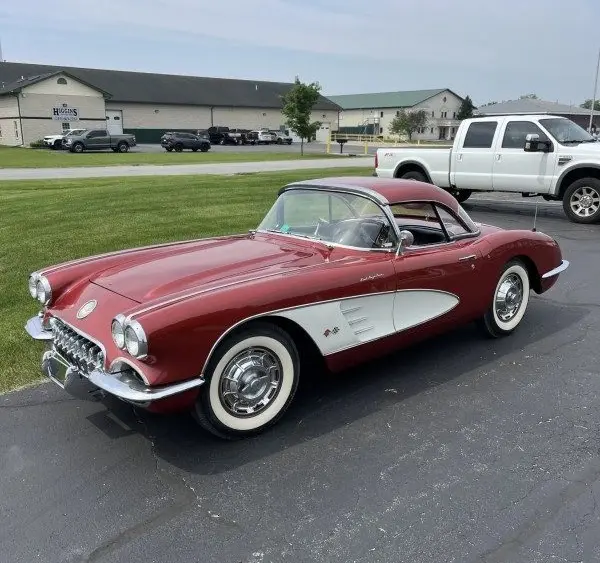 1960-chevy-corvette-convertible-hero988680