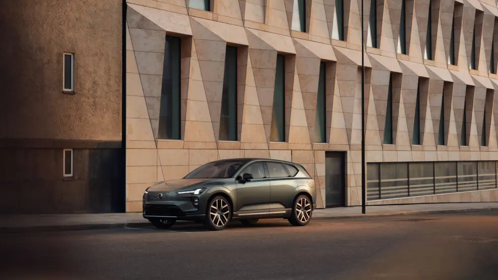 2027-volvo-ex60-pr-138-696feb85749d6