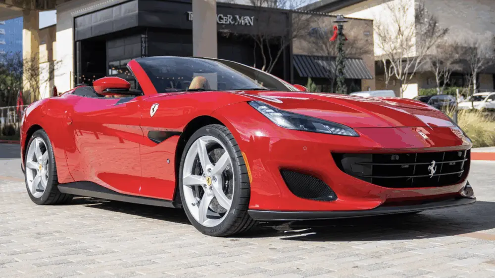 2019-ferrari-portofino284316