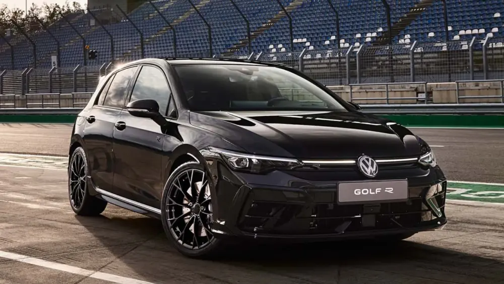 2025-volkswagen-golf-r-black-edition938132
