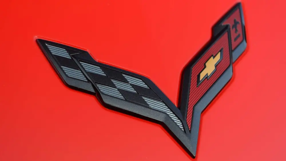2015-chevrolet-corvette-z06-badge451164