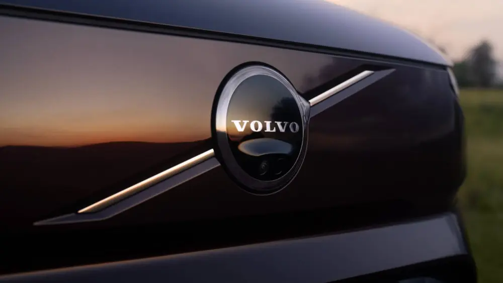 2026-volvo-ex90-2370259