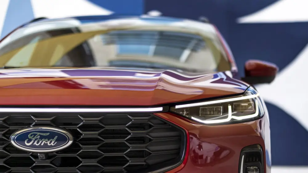 2023-ford-escape-st-line-elite_rapid-red_17-copy809635