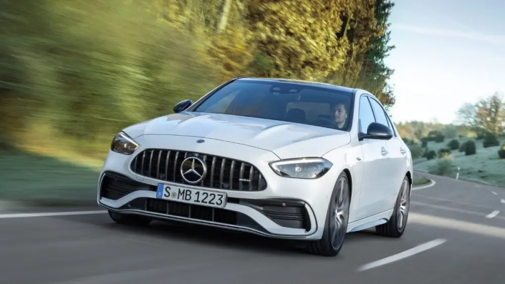 2026-mercedes-amg-c43685235