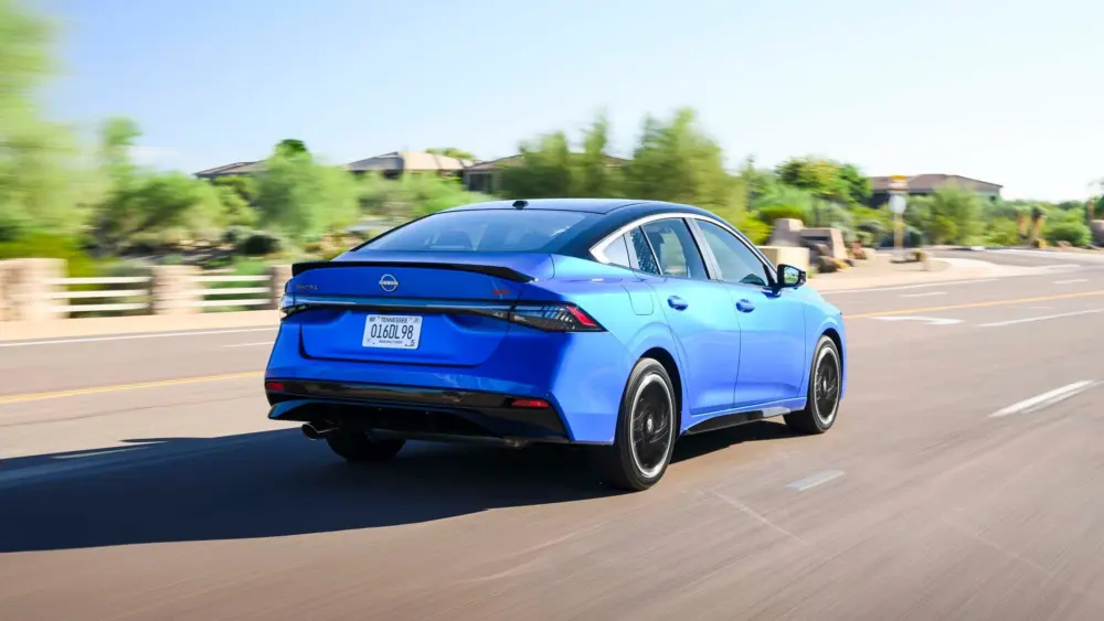 2026-nissan-sentra-161-690d09f8505e7