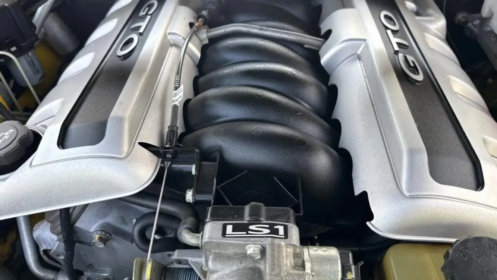 2004-pontiac-gto-57l-ls1-v8-engine377913