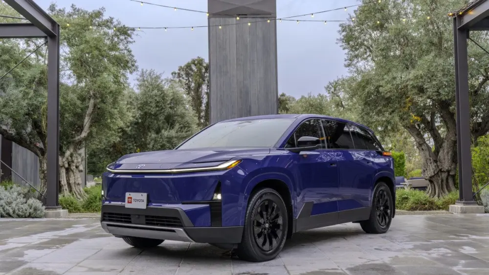 toyota-highlander-ev-39752716