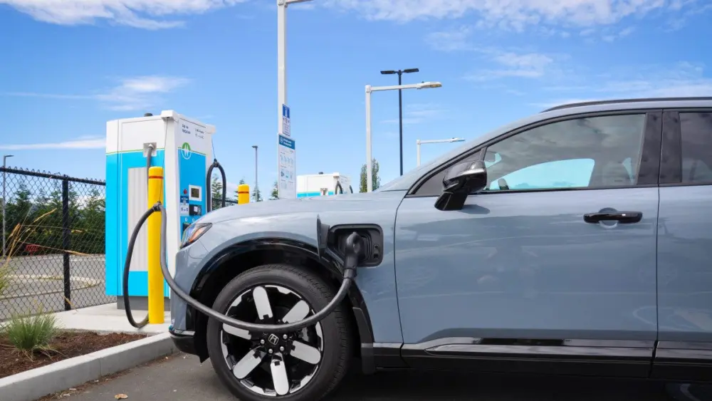 2025-honda-prologue-ev410897