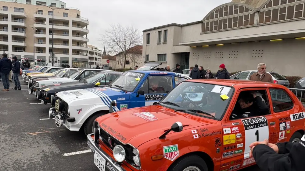 sato-driving-classic-civic-rs-6983b159d9ffa