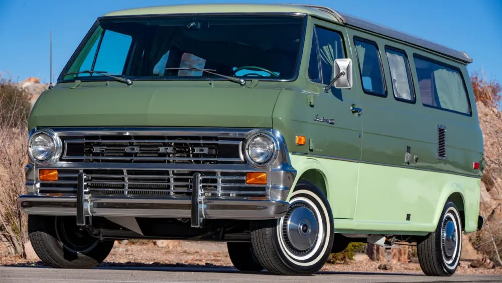 1972-ford-econoline-e-200-camper-101-698e27cfde5ff
