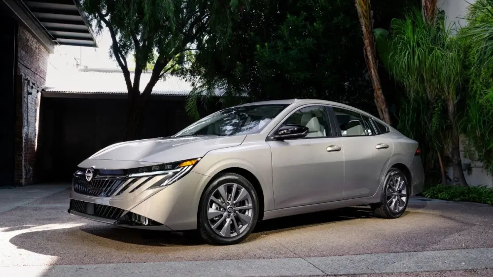 2026-nissan-sentra-sl-8-2964639