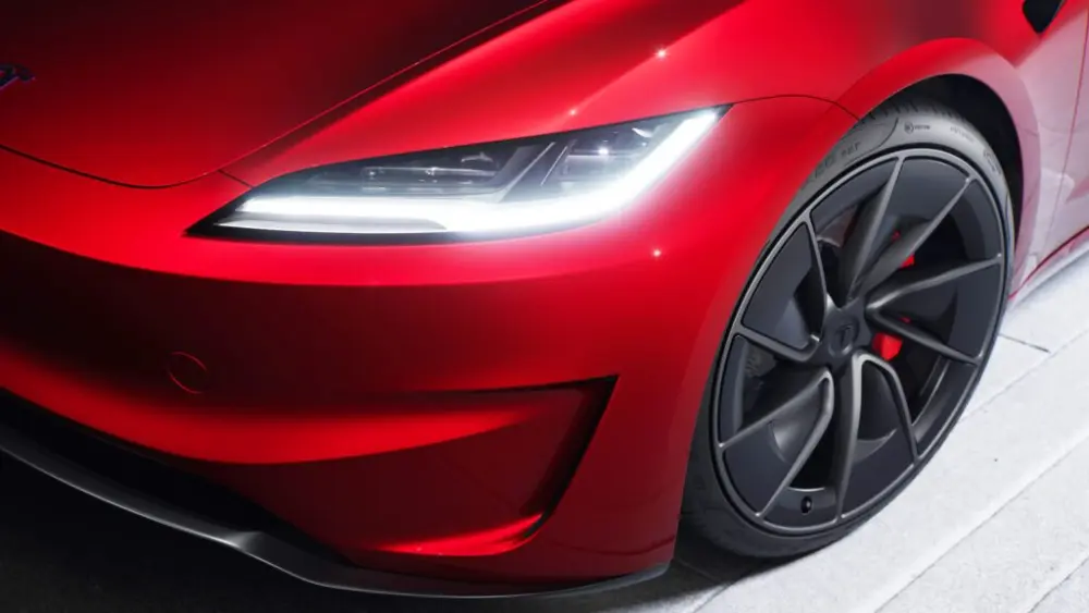 model-3-performance_75-1024x576867284-1