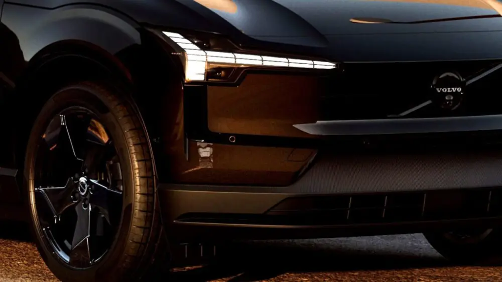 jpg-full-bl416_exterior_front3q_row-copy-1024x576557999-1