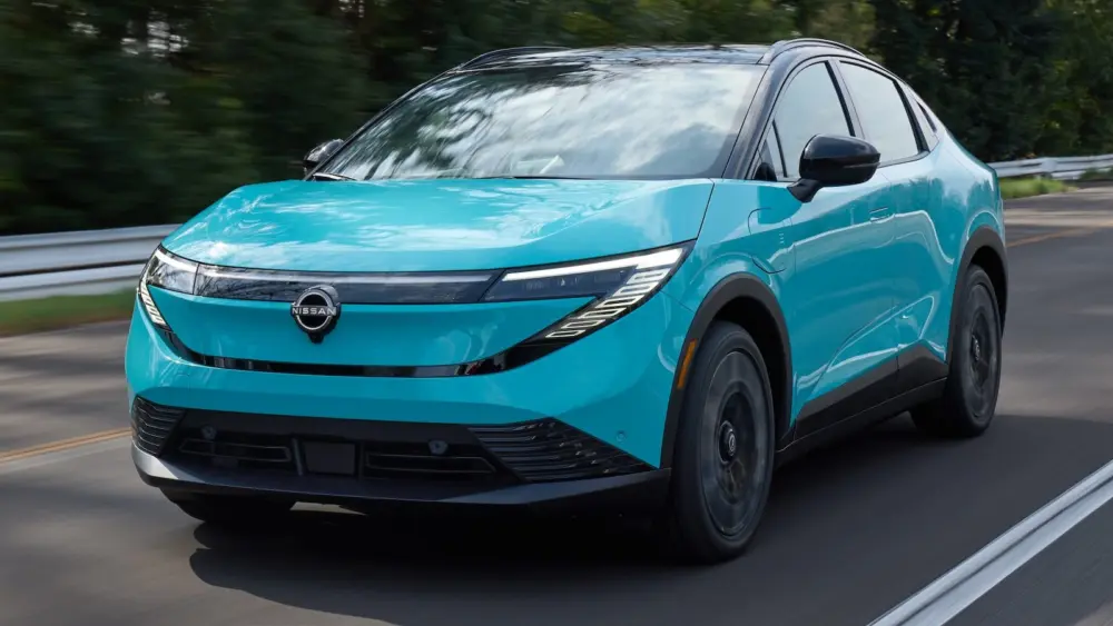 250308_all-new_nissan_leaf_dynamic_pictures_02-3