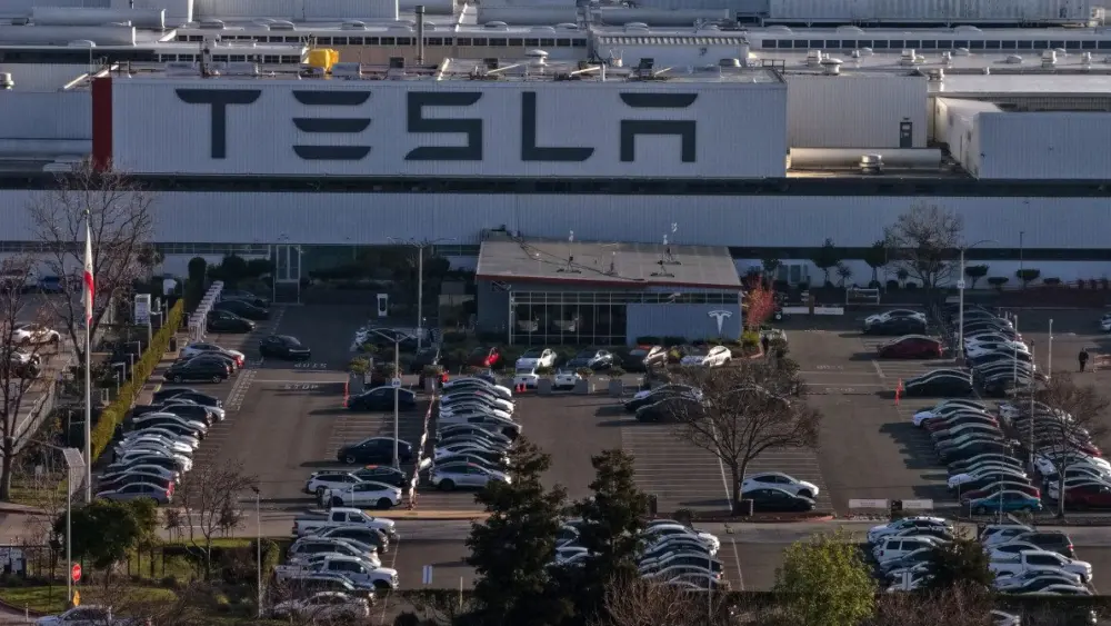 tesla-to-convert-fremont-car-factory-into-its-optimus-robot-factory236239