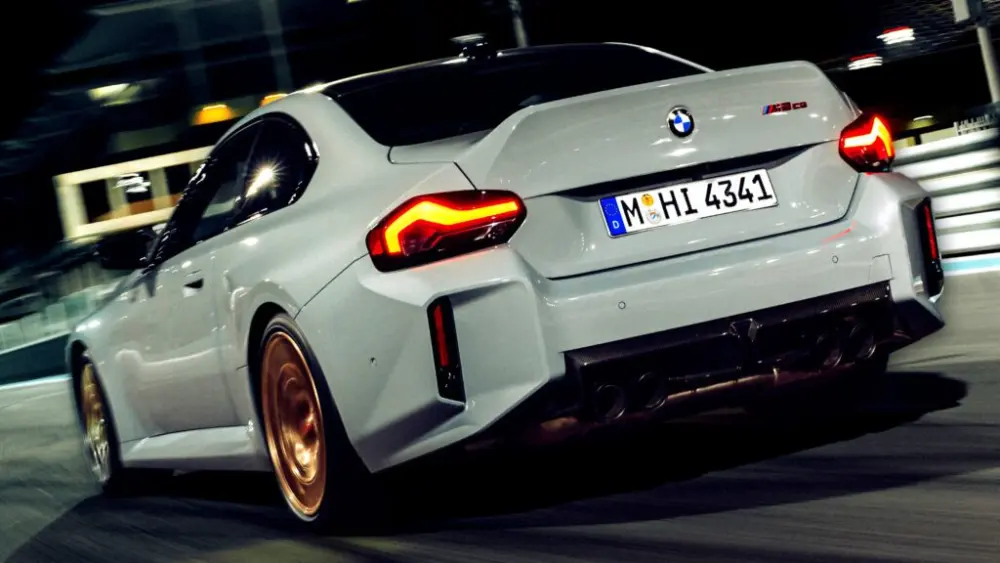 p90600929_highres_the-new-bmw-m2-cs-copyg-1024x576915816-1
